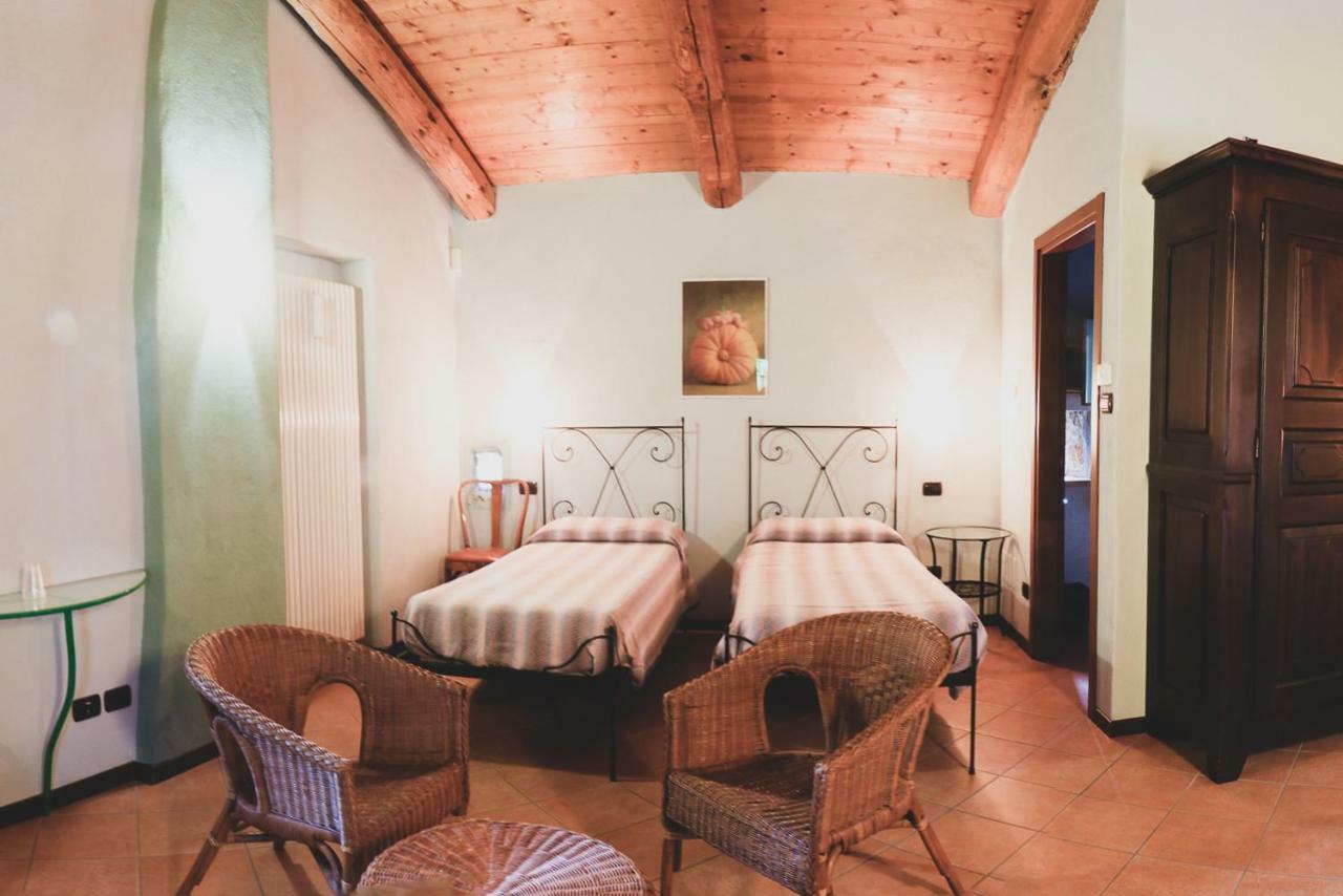 Agriturismo Fiori Di Zucca Fossano Exterior photo